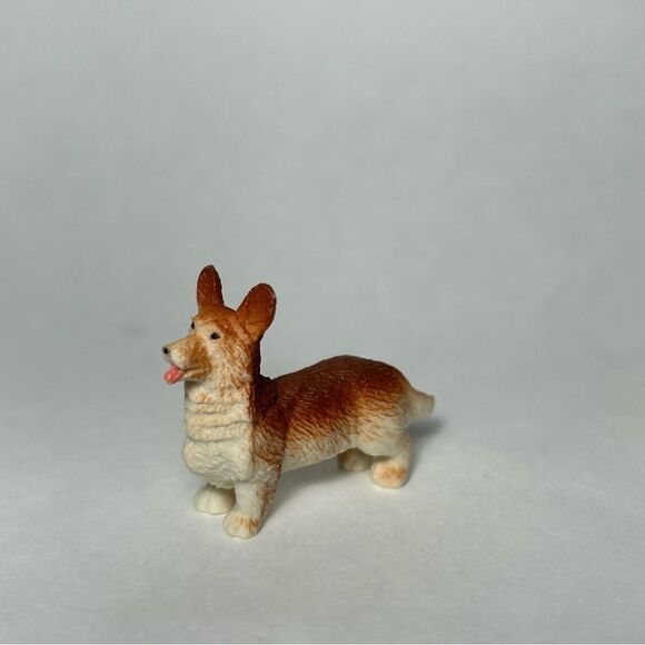 Other - Safari Ltd Welsh Corgi Mini Figure